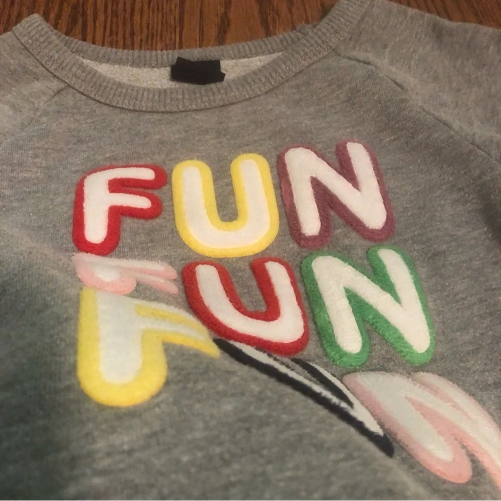 Gap “Fun” Sweatshirt 3T - Picture 5 of 5